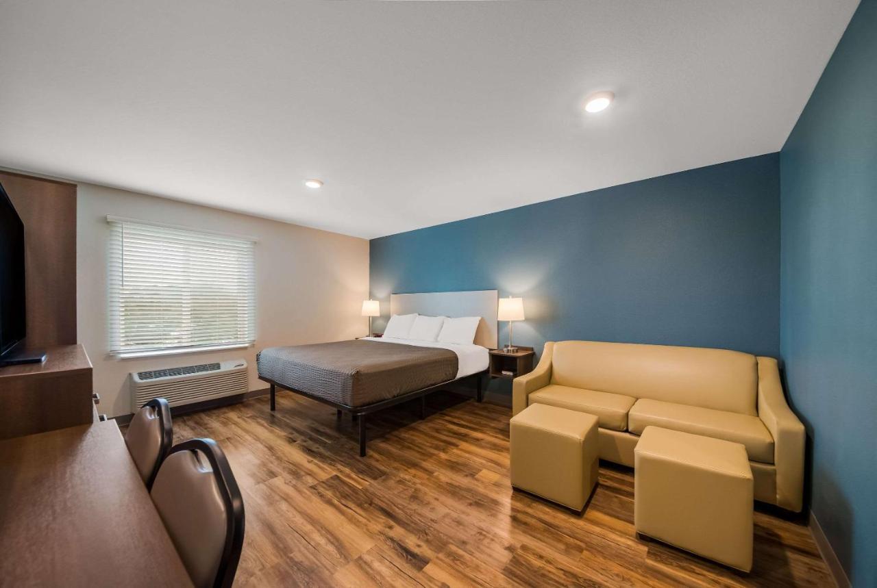 Woodspring Suites Inverness Exterior photo